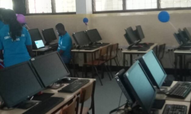 Ministro da Educação anuncia diligências para construção da sede da   Universidade Amílcar Cabral