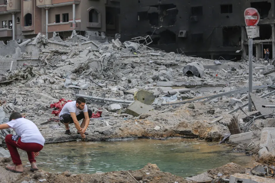 Nova Iorque/ONU alerta para risco de mortes em Gaza por infecções por falta de água