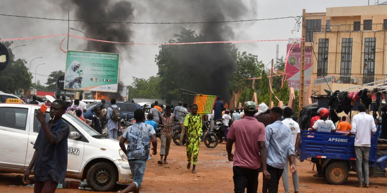 EUA/ Governo suspende definitivamente assistência devido a golpe de Estado no Níger
