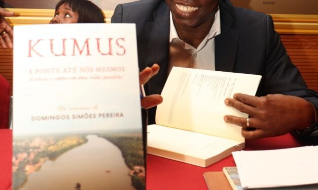 Escritor e político Domingos Simões Pereira lança, sexta-feira, em Farim,  seu primeiro romance intitulado” Kumus “