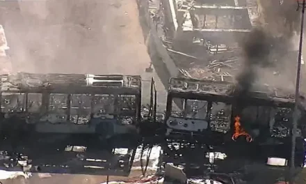 Brasil/Mais de 30 autocarros incendiados após morte de miliciano