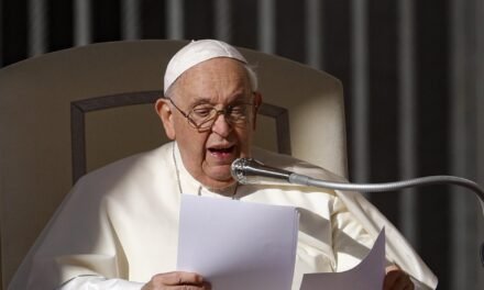 Vaticano/Papa defende que violência de género deve ser eliminada da sociedade