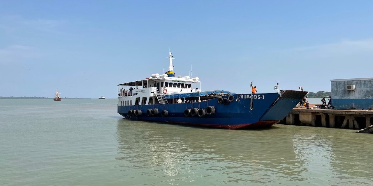 Transportes marítimo/”Movimento Djius Aós” exige ao Governo aquisição de um navio para ligações Bissau/Ilhas de Bijagós