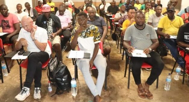 Presidente da    Federação de Futebol da Guiné-Bissau aufere  salário anual de 60 milhões de francos CFA