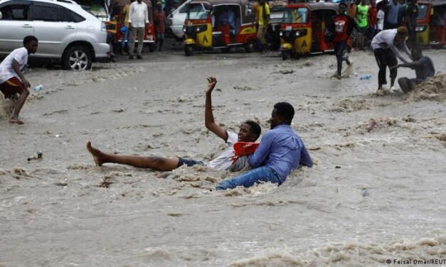  Somália/ Pelo menos 96 mortos em inundações do fenómeno El Niño