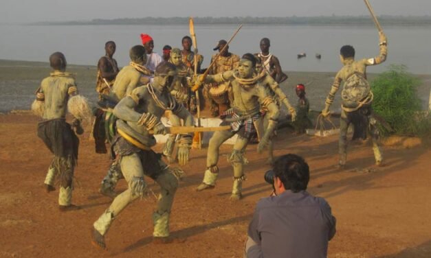 Foto grupo de Nhayes na Guiné-Bissau