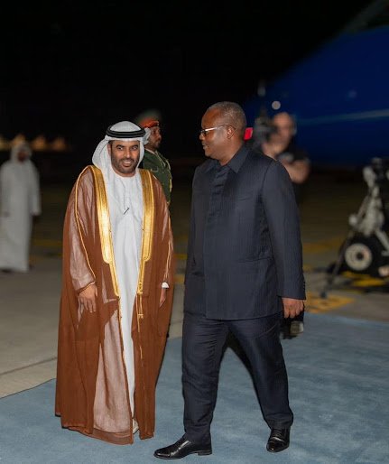 Cooperação/Presidente de República anuncia possibilidade de abertura da Embaixada nos Emirados