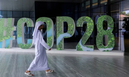 Dubai/Presidente da conferência apela redução de 43 por cento das emissões de gases com efeito de estufa até 2030