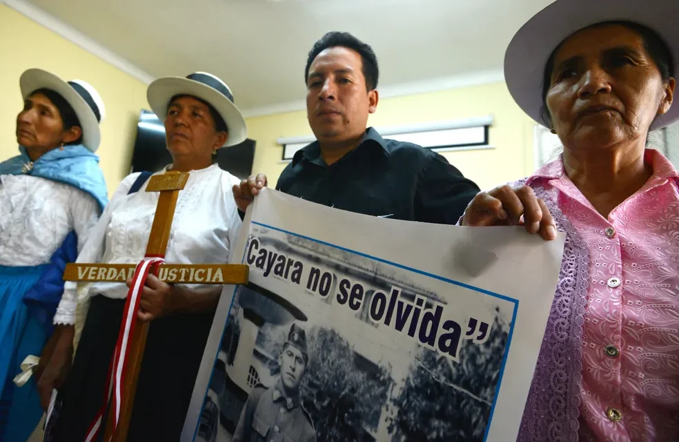  Peru/Tribunal ordena libertação de ex-presidente Fujimori