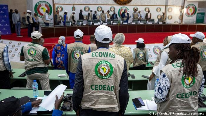 Abuja/CEDEAO  reitera  necessidade urgente de operacionalização da Força de Prontidão para combater terrorismo na região