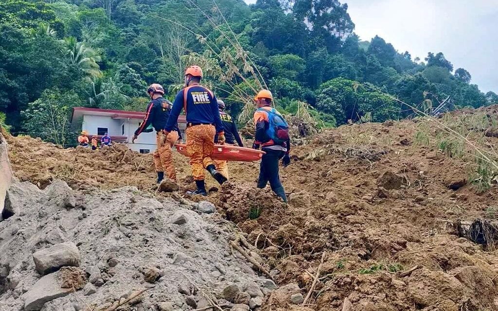 Filipinas/Criança resgatada  quase 60 horas após deslizamento de terras