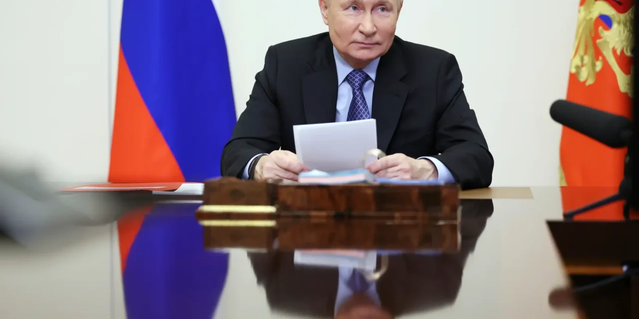 Rússia/Putin manda confiscar bens de quem criticar exército