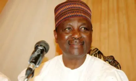 CEDEAO/Antigo Presidente da Nigéria Yakubu Gowon pede levantamento de de sanções  contra Burkina Faso,  Guiné, Mali e Níger