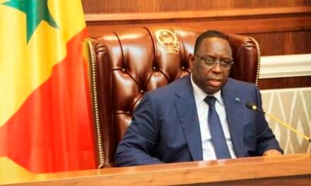 Senegal/PR  vai pedir parecer sobre eleições presidenciais após fim do mandato