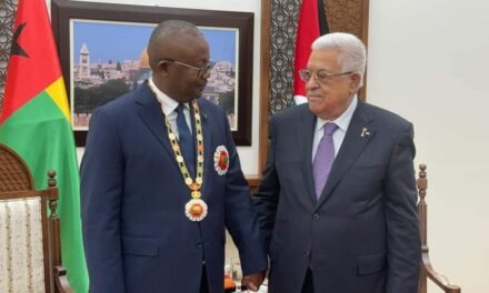 Diplomacia/Presidente da Palestina condecora Umaro Sissoco Embaló com  “Grande Colar”  do Estado Palestiniano