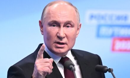 Rússia/Putin reeleito com 87% dos votos num escrutínio sem oposição