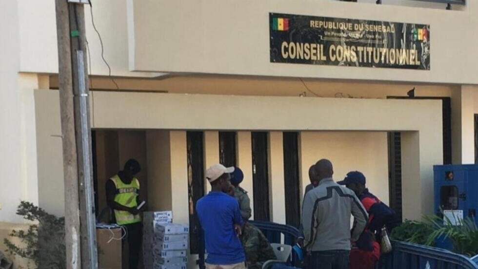 Senegal/ Eleições presidenciais marcadas para o final de Março