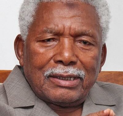 Tanzânia/Morreu antigo Presidente