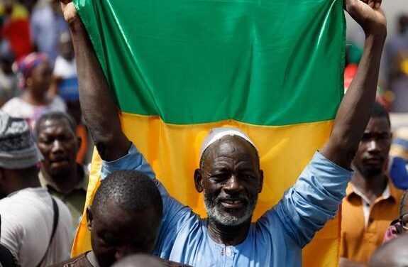  Mali/Mais de 80 partidos e organizações apelam à realização de eleições