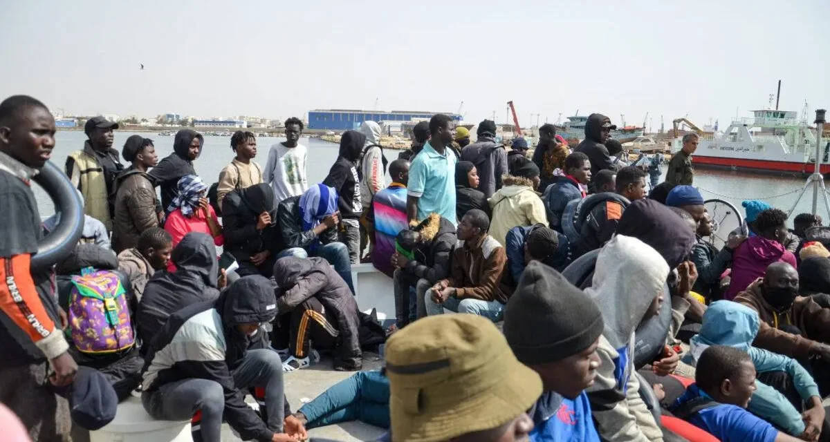 Bélgica/Quinze países europeus querem “novas soluções” para transferir migrantes fora da UE
