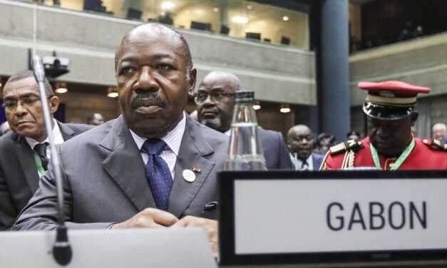 Gabão/Governo nega actos de tortura e maus tratos ao ex-Presidente Bongo