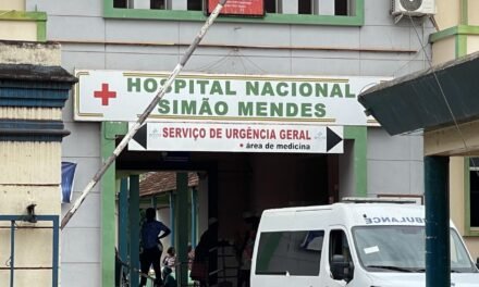 Saúde e Educação/Terceira vaga da  greve na origem de dois óbitos no HNSM
