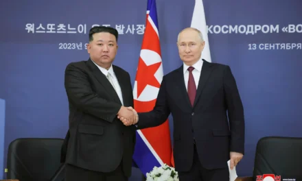 Coreia do Norte/ Kim Jong Un considera invencível a relação com a Rússia
