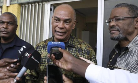 Angola/ Bloco de oposição denuncia “natureza violenta” de regime