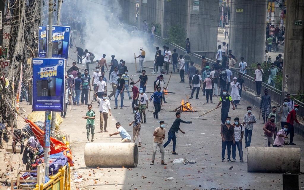 Bangladesh/Pelo menos 173 mortos e mais de 1.100 detidos na sequência de protestos