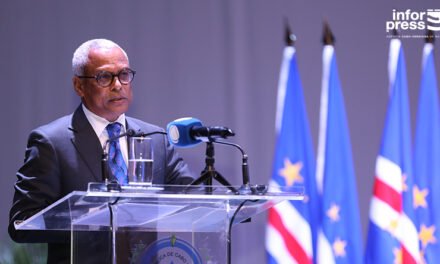 Cabo Verde/Presidente da República alerta para desestatização da sociedade para se completar revolução liberal