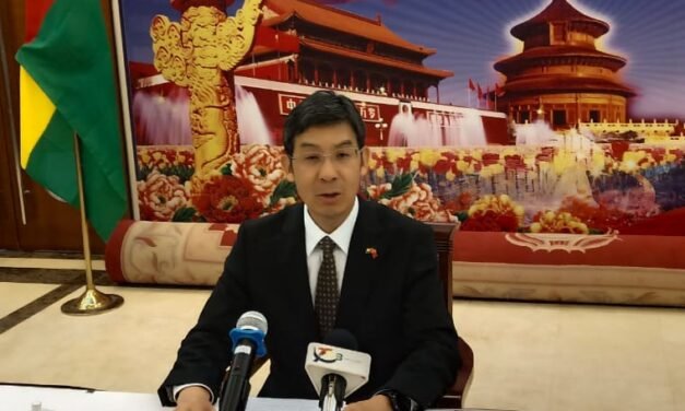 Cooperação/”China está disposta a apoiar Guiné-Bissau dentro de sua capacidade para alcançar  desenvolvimento almejado”, disse Embaixador Renhuo