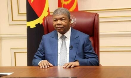 Angola/Presidente  descarta pedir indemnizações de crimes coloniais a Portugal