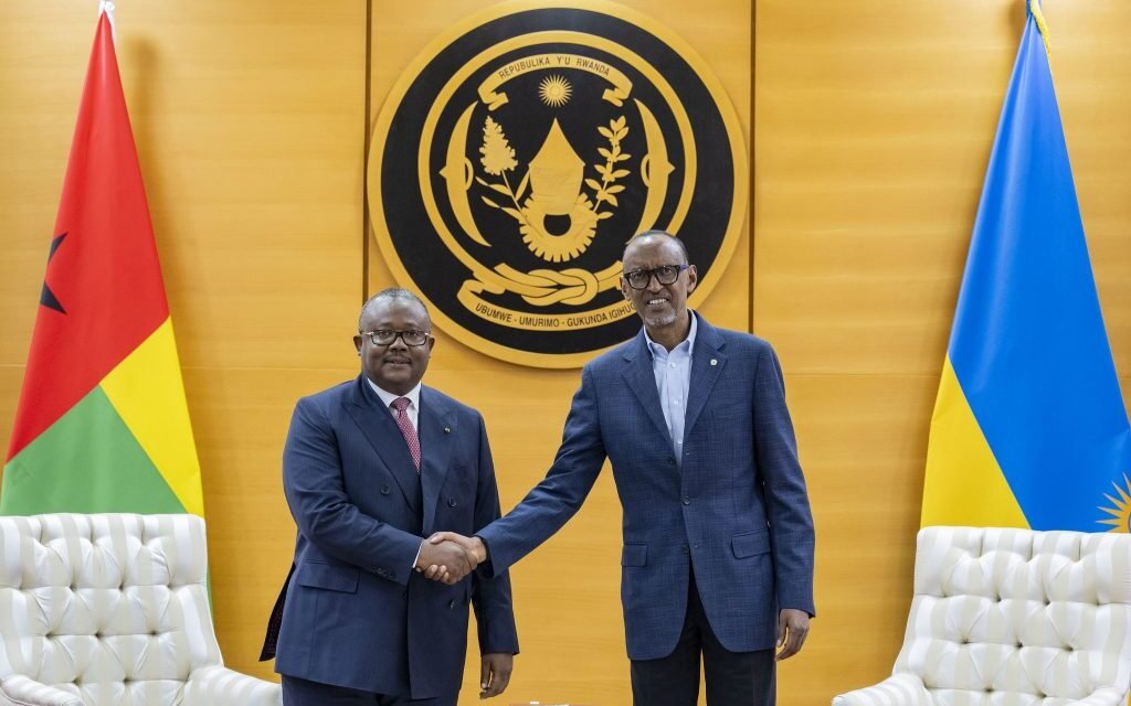 Diplomacia/Umaro Sissoco Embalo participa na cerimónia de investidura do Presidente  Paul Kagame