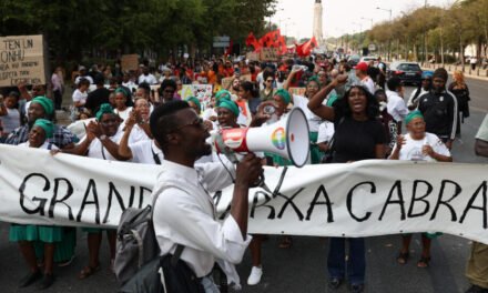 Portugal/ Primeira “Marxa Cabral” leva centenas de pessoas à rua