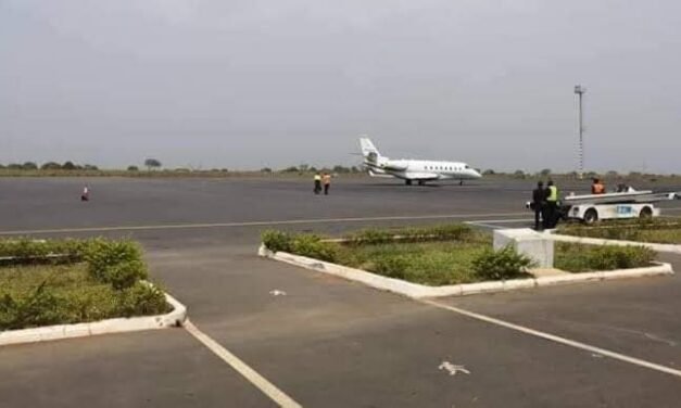 Tráfico de Drogas / Deputado Siga Batista exige demissão de Rui Duarte de Barros no cargo do primeiro-ministro