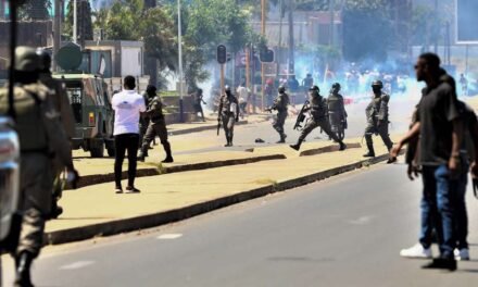 Moçambique/ Pelo menos 11 mortos em três dias de protestos