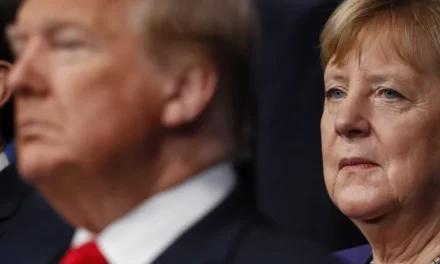 EUA/Merkel revela como lidava com Trump(e conselhos de Papa Francisco)