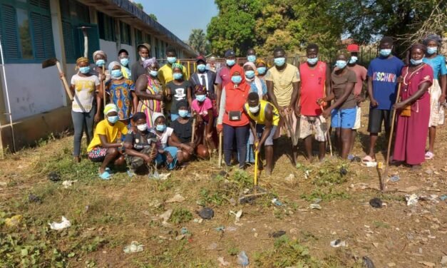 Regiões/Associação dos  Filhos e Amigos de Canou realiza trabalhos de saneamento no Hospital de Canchungo