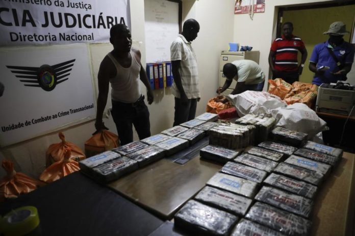 Ministério Público guineense pede 20 anos de cadeia para suspeitos de tráfico de droga