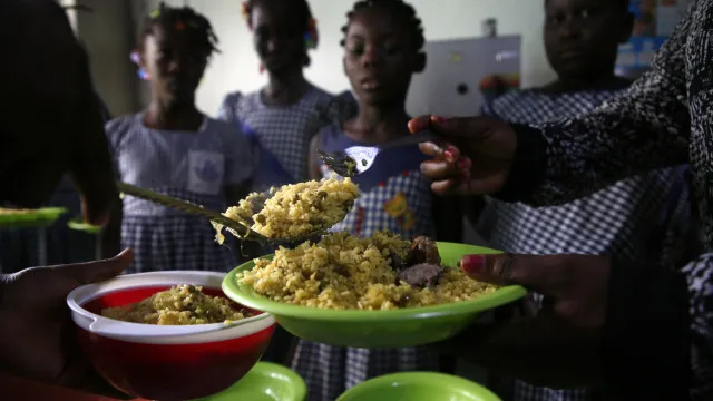 Cooperação/PAM e Embaixada do Japão assinam acordo de parceria para apoiar cantinas escolares na Guiné-Bissau