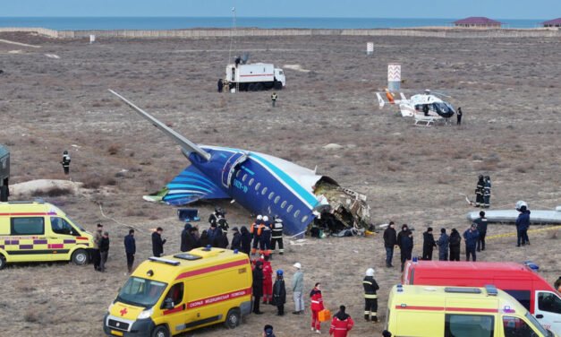 Cazaquistão/Pista de míssil russo privilegiada na queda de avião da Azerbaijan Airlines