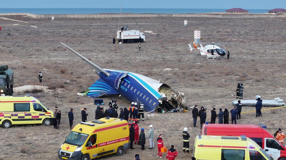 Cazaquistão/Pista de míssil russo privilegiada na queda de avião da Azerbaijan Airlines