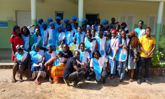 Regiões/Um grupo de  47 jovens finalizaram os seus cursos em diferentes áreas profissionais