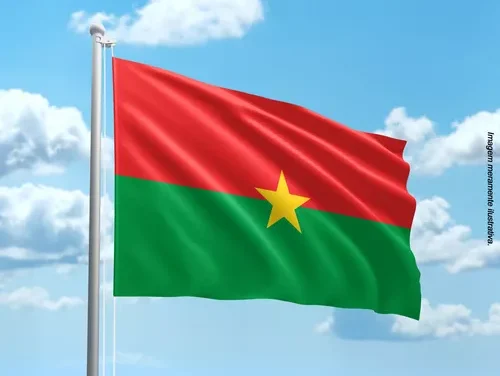  Burquina Faso/Adotada abordagem global às negociações com CEDEAO para saída da AES