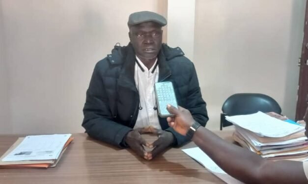 Regiões/Director da Educação de Cacheu exorta ao Governo a pagar salário aos professores “contratados” evitando as paralisações no sector