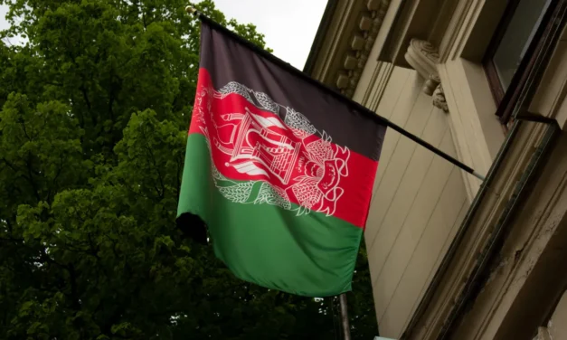 Afeganistão/ Talibãs recusam autoridade do Tribunal Penal Internacional