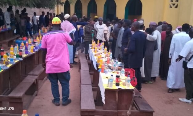 Regiões/Chefe de Estado oferece alimentos aos fiéis muçulmanos de Bissorã
