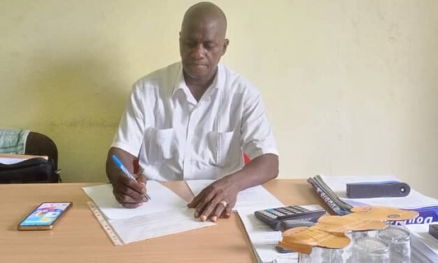 Regiões/Diretor Regional da Educação de Biombo diz  que algumas escolas   não estarão em condições de funcionar no próximo ano letivo