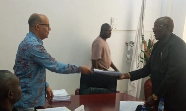 Cooperação/Ministério de Energia e Empresa STED internacional assinam contrato para  fornecimento de energia elétrica à 14  localidades do país