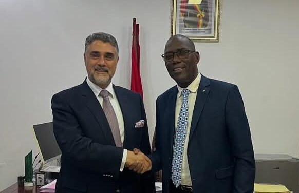 Cooperação /Embaixador de Portugal  e Ministro de Agricultura  fazem balanço da cooperação no domínio da Agricultura